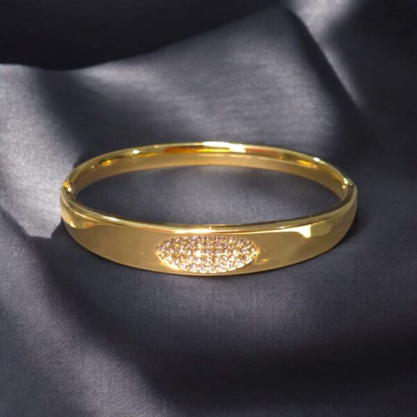 Anti tarnish gold bangle
