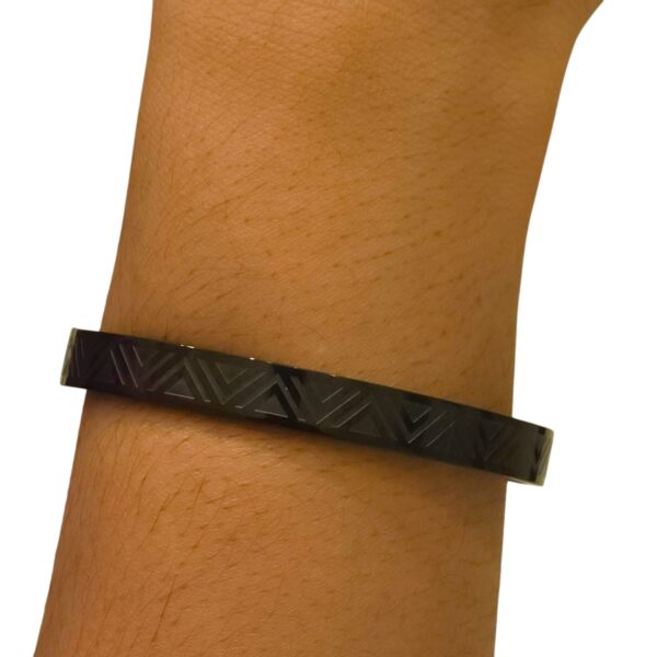 Black finish bracelet