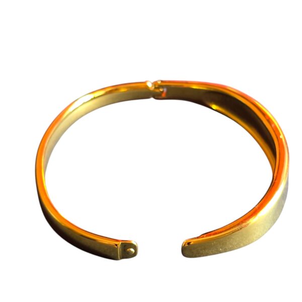 Anti tarnish gold bangle